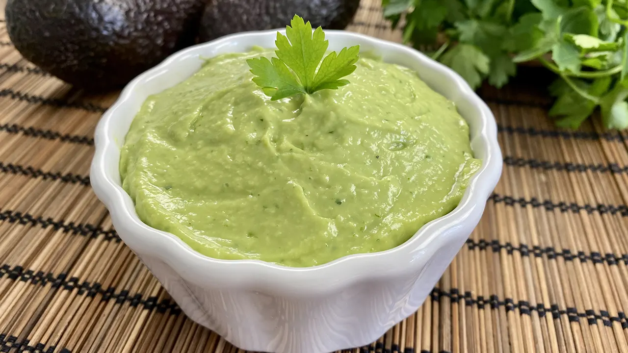 1/2 Litro de Salsa de Aguacate