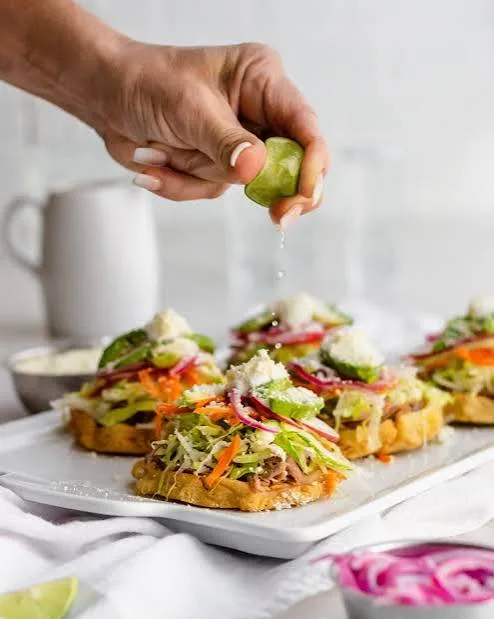 Sopes de Pollo