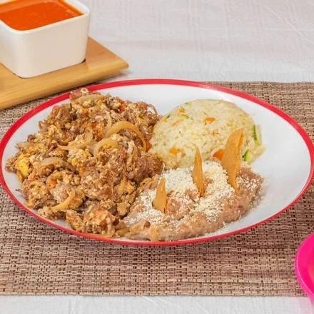 Machaca de Res con Huevo
