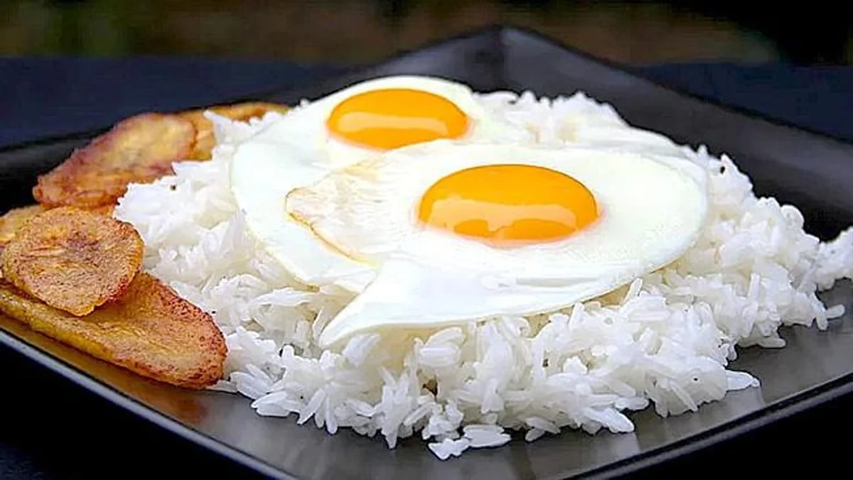 Arroz con huevo