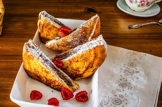 Pan Frances Fresa, nutella y Nuez