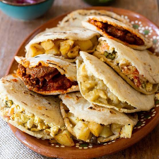 Gordita Rellena de Panela