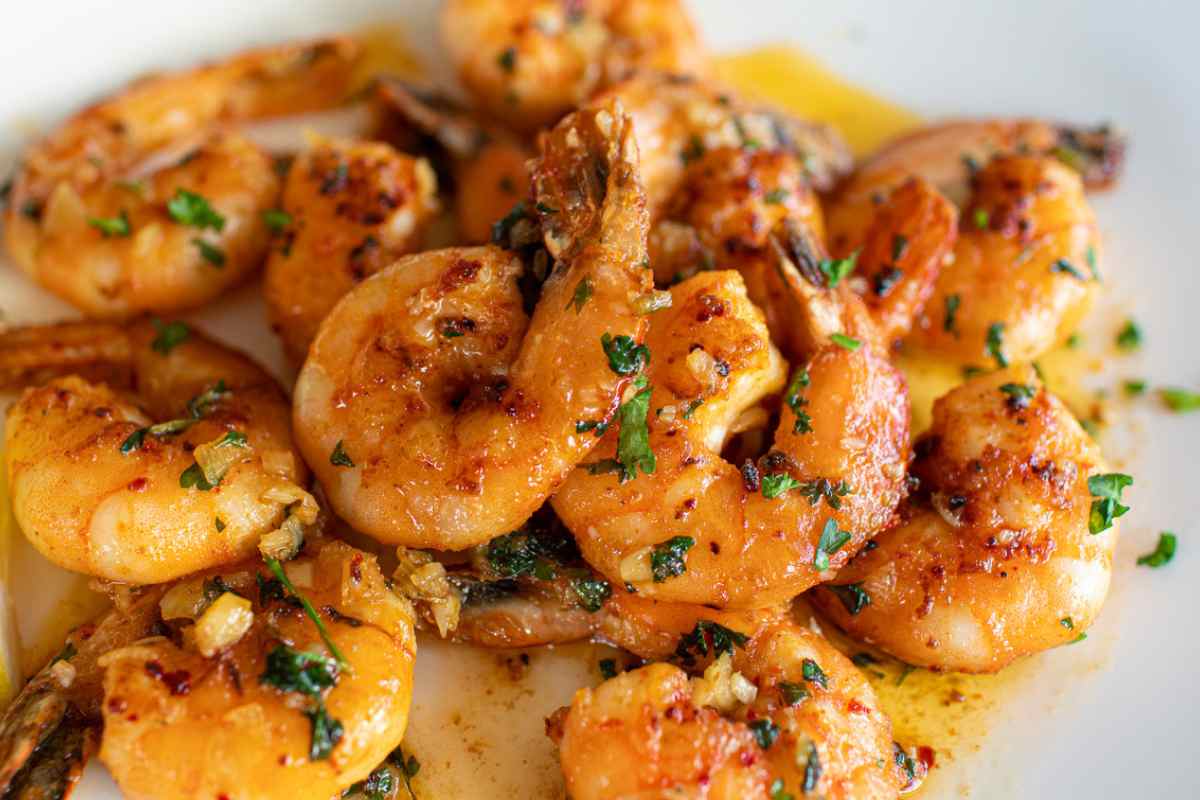 Camarones al Ajillo