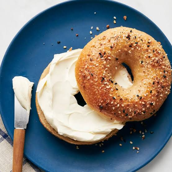 Bagel Queso Crema
